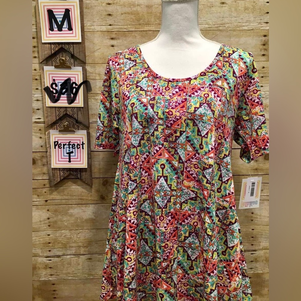 LuLaRoe Perfect Tee